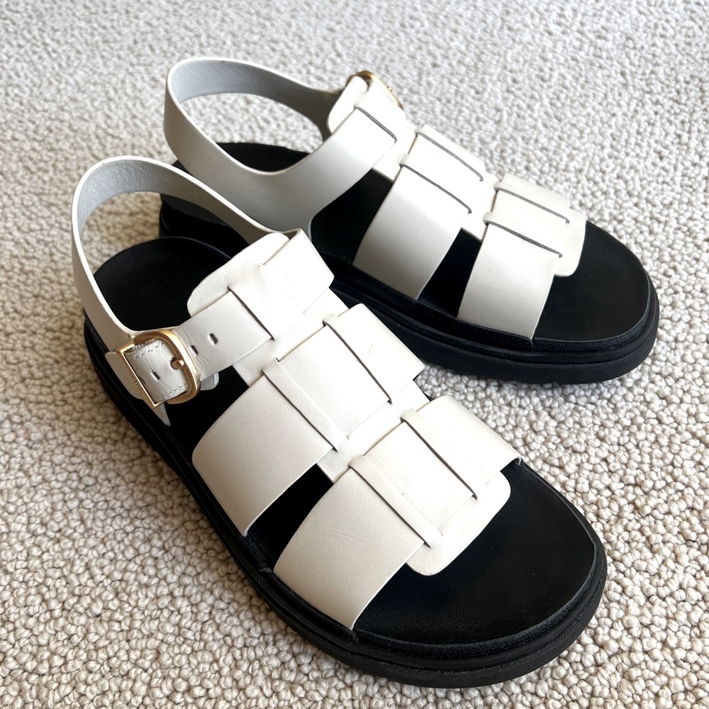 Fitflop Gen-FF Leather Fisherman Sandals -Paris Beige